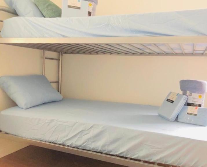 Men Only Dorms -3 Miles To The Beach Lighthouse Point Extérieur photo